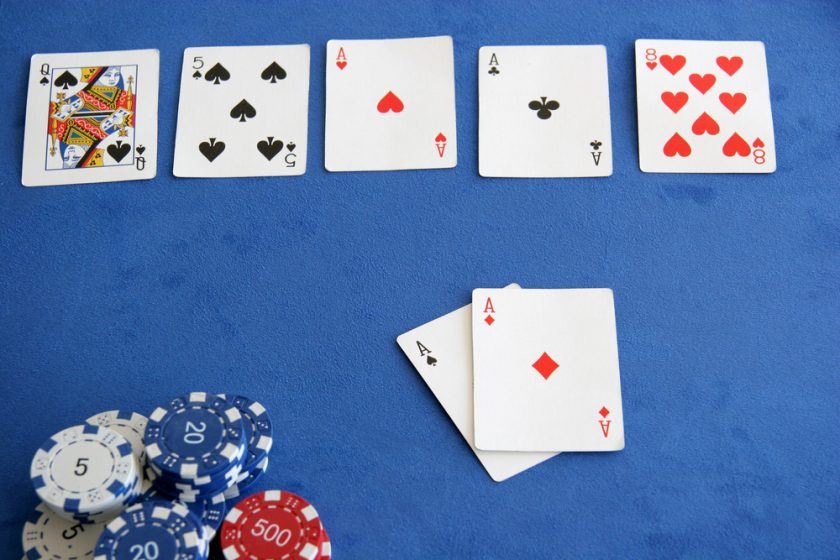 How to Play Poker: A Comprehensive Guide for Beginners